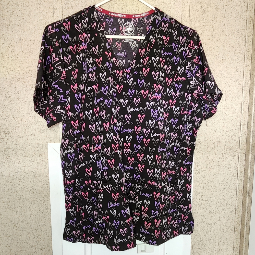 Hearts scrub top
